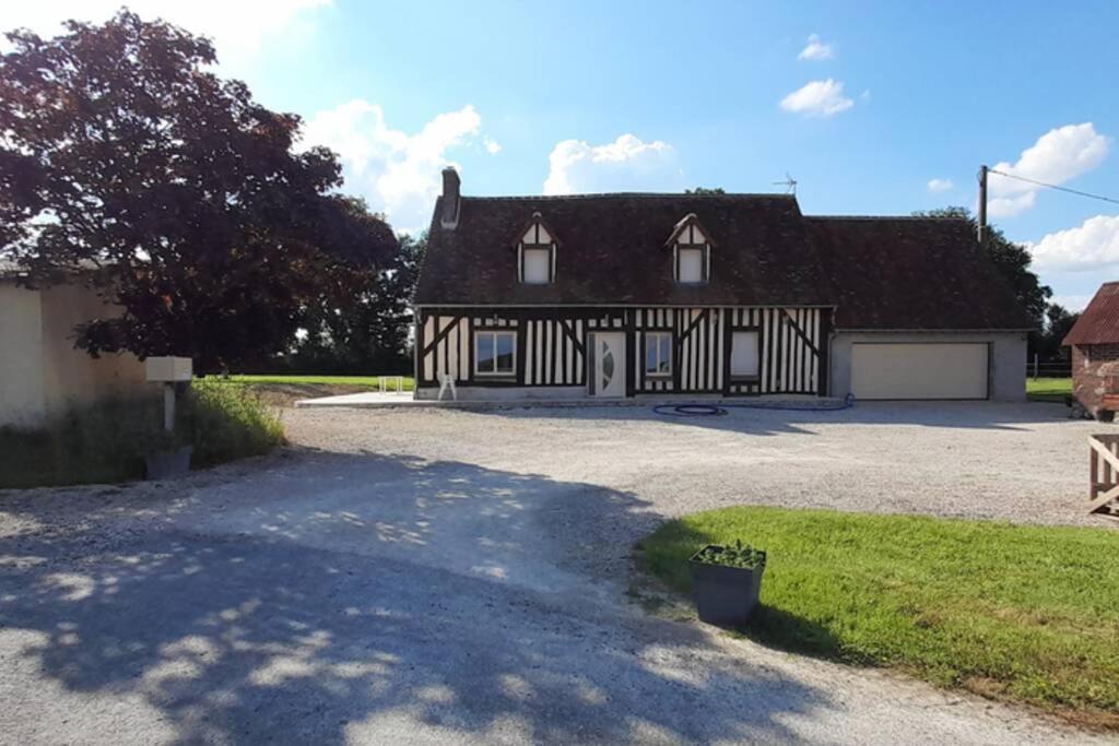 Maison En Colombage Renovee La Fontenelle  エクステリア 写真