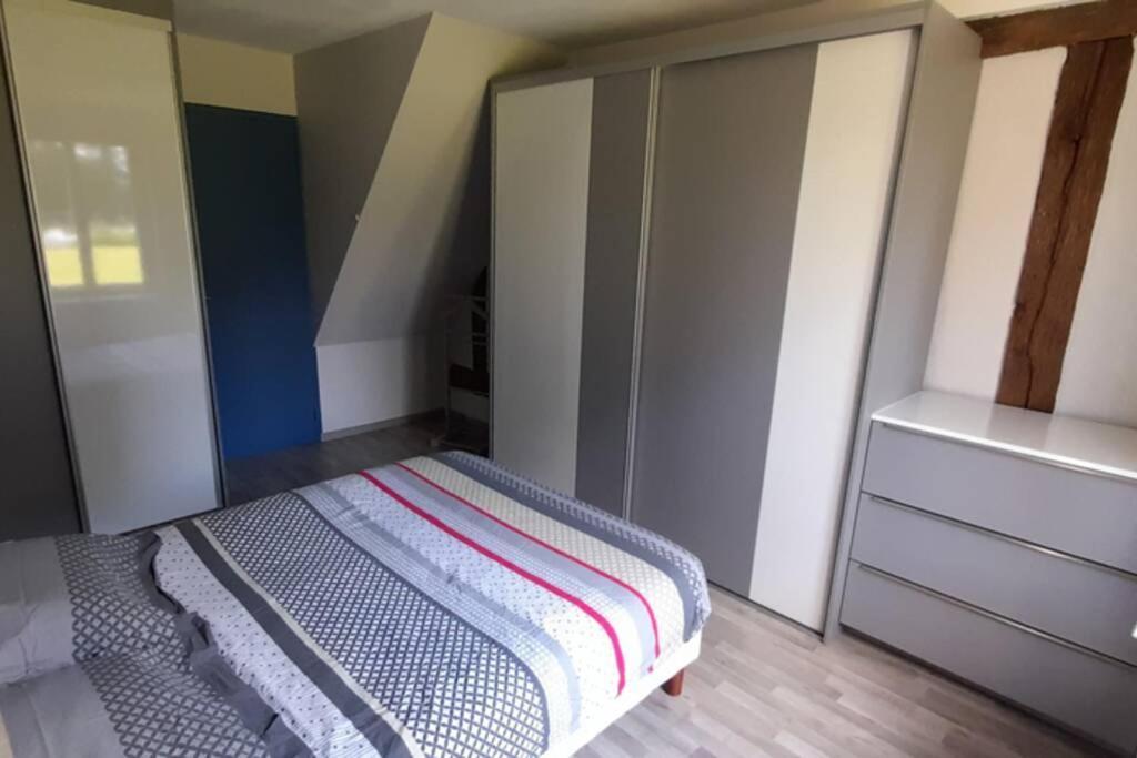 Maison En Colombage Renovee La Fontenelle  エクステリア 写真