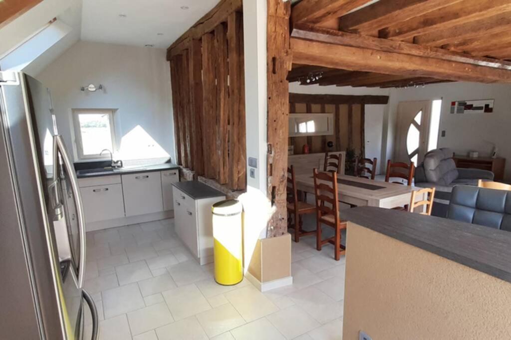 Maison En Colombage Renovee La Fontenelle  エクステリア 写真