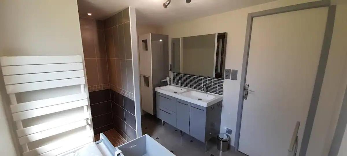 Maison En Colombage Renovee La Fontenelle  エクステリア 写真